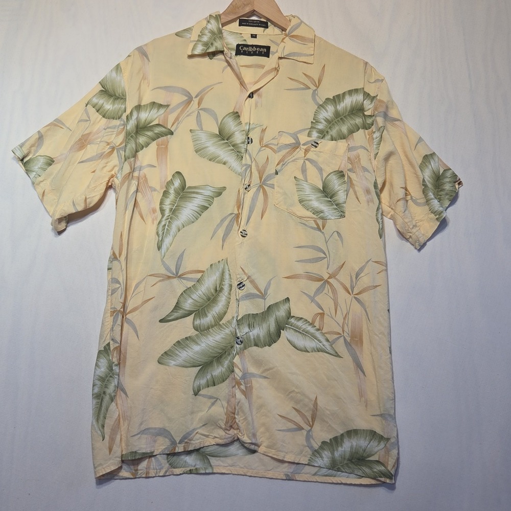 Caribbean Blues Hawaiian Shirt Mens M Yellow Tropical Rayon‎ Button Front Pocket